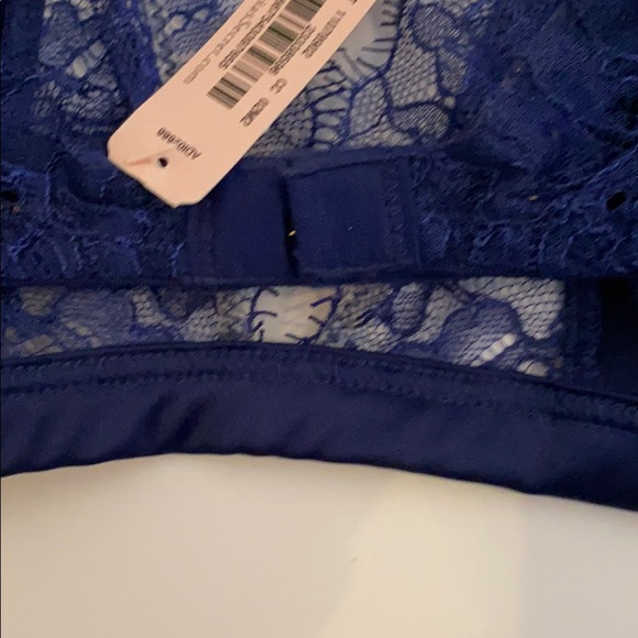Victoria’s Secret satin and lace bralette size L - Picture 3 of 4
